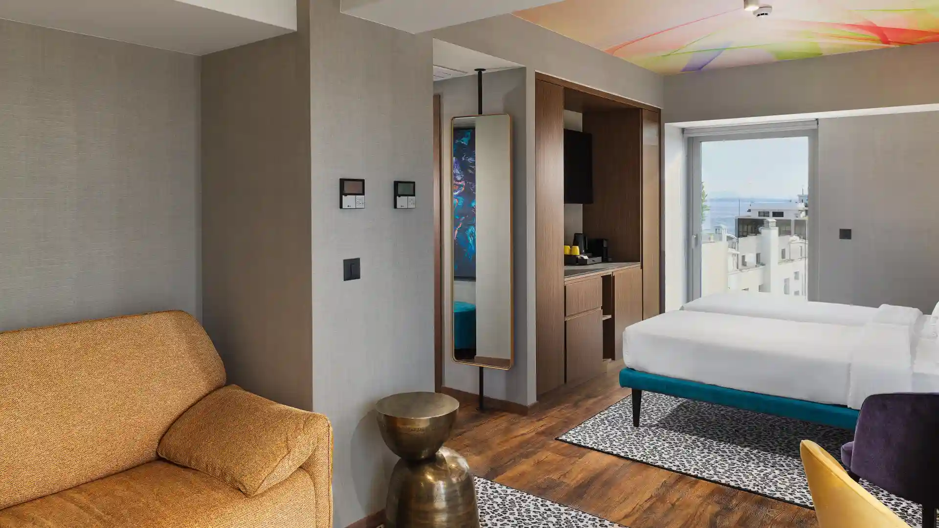 NYX Hotels - photoThumb_3